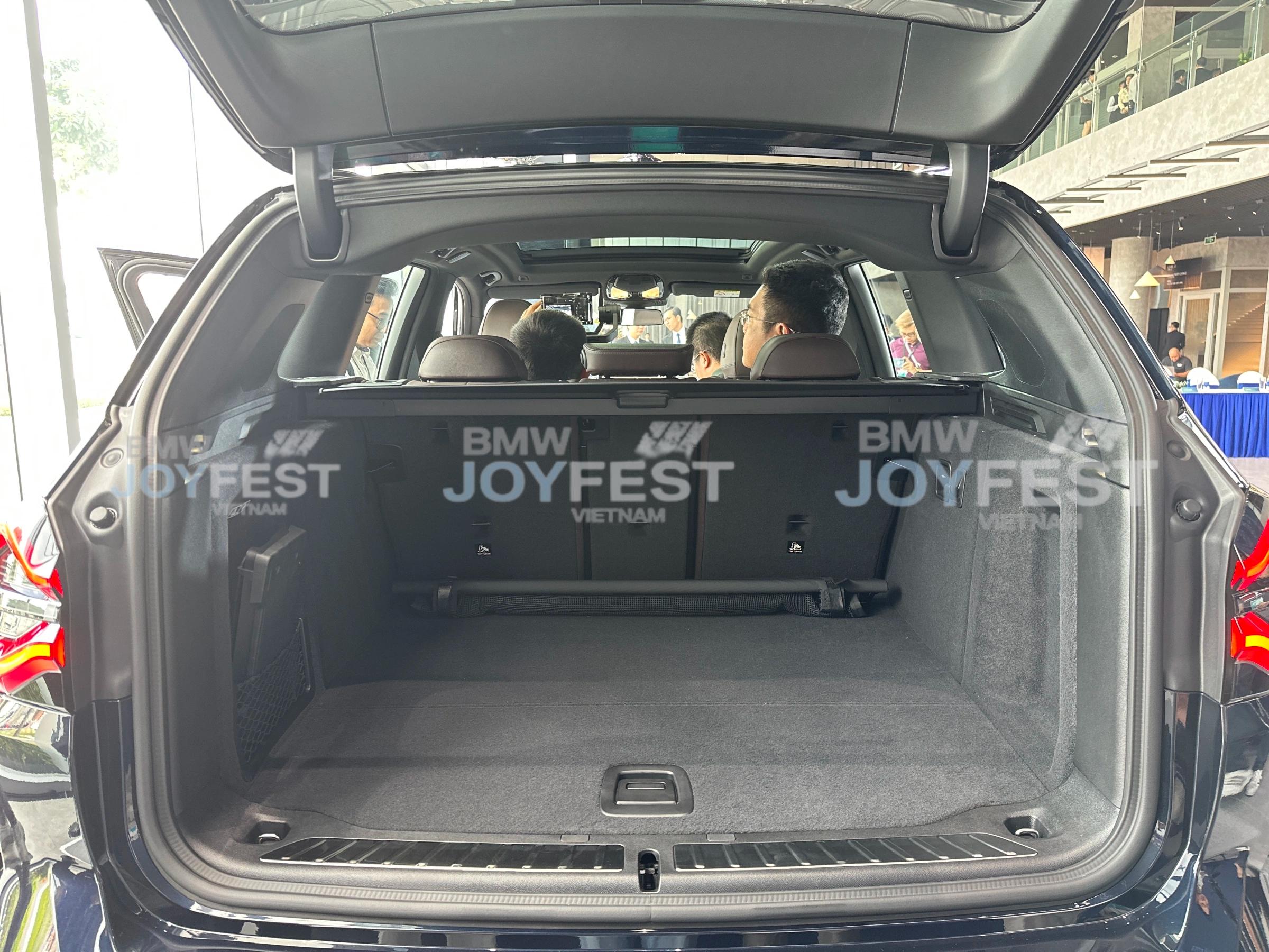 BMW iX3 01/2026: Thông Số, Vận Hành & Giá Lăn Bánh