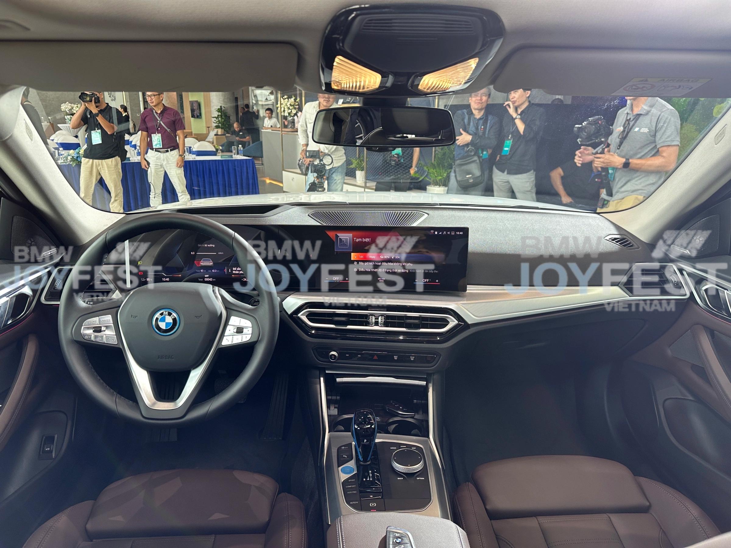 BMW i4 01/2026: Ưu Nhược Điểm & Kinh Nghiệm Vận Hành Thực Tế