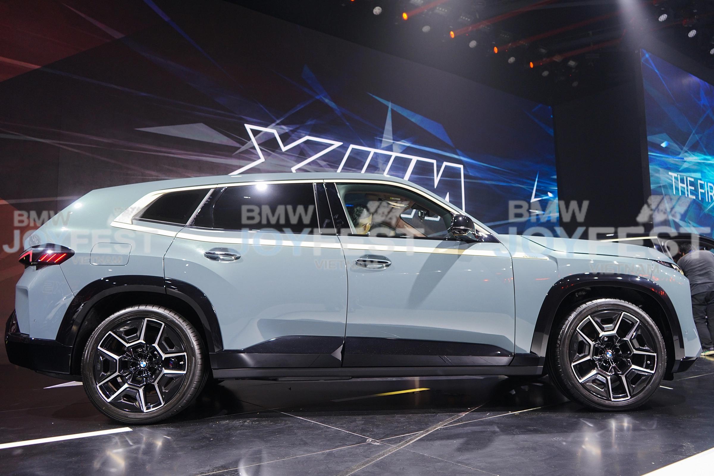 BMW XM 01/2026: “Quái Thú” Hybrid 748 Mã Lực & Giá Lăn Bánh