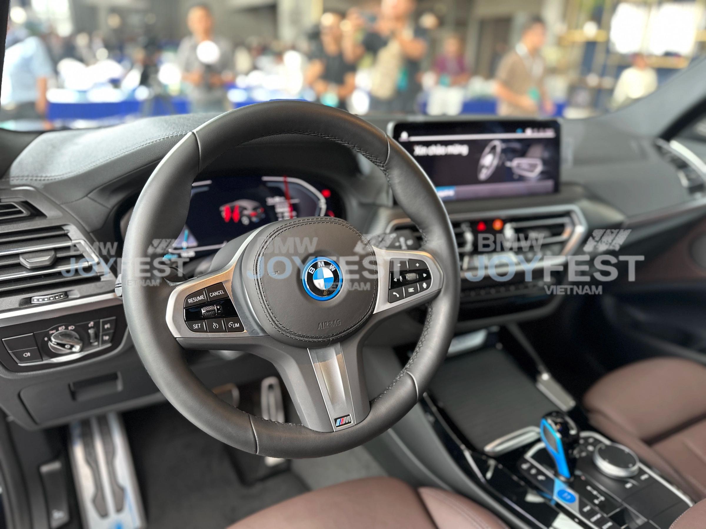 BMW iX3 01/2026: Thông Số, Vận Hành & Giá Lăn Bánh