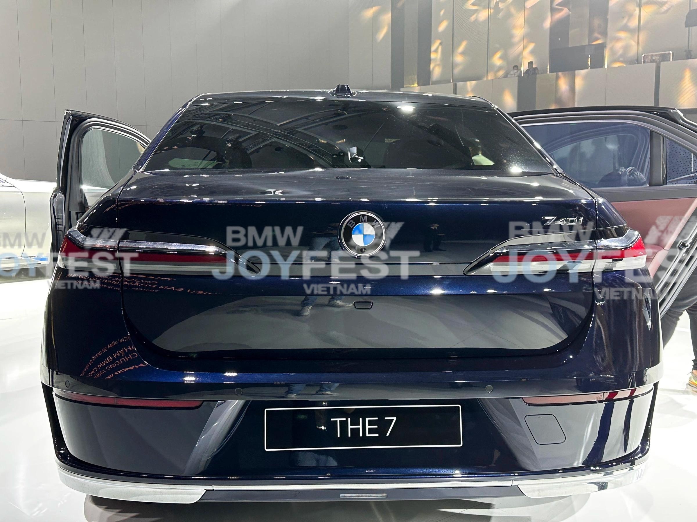 Giá xe BMW Series 7 02/2026: Bảng Giá Lăn Bánh & Đánh Giá Chi Tiết Thế Hệ G70