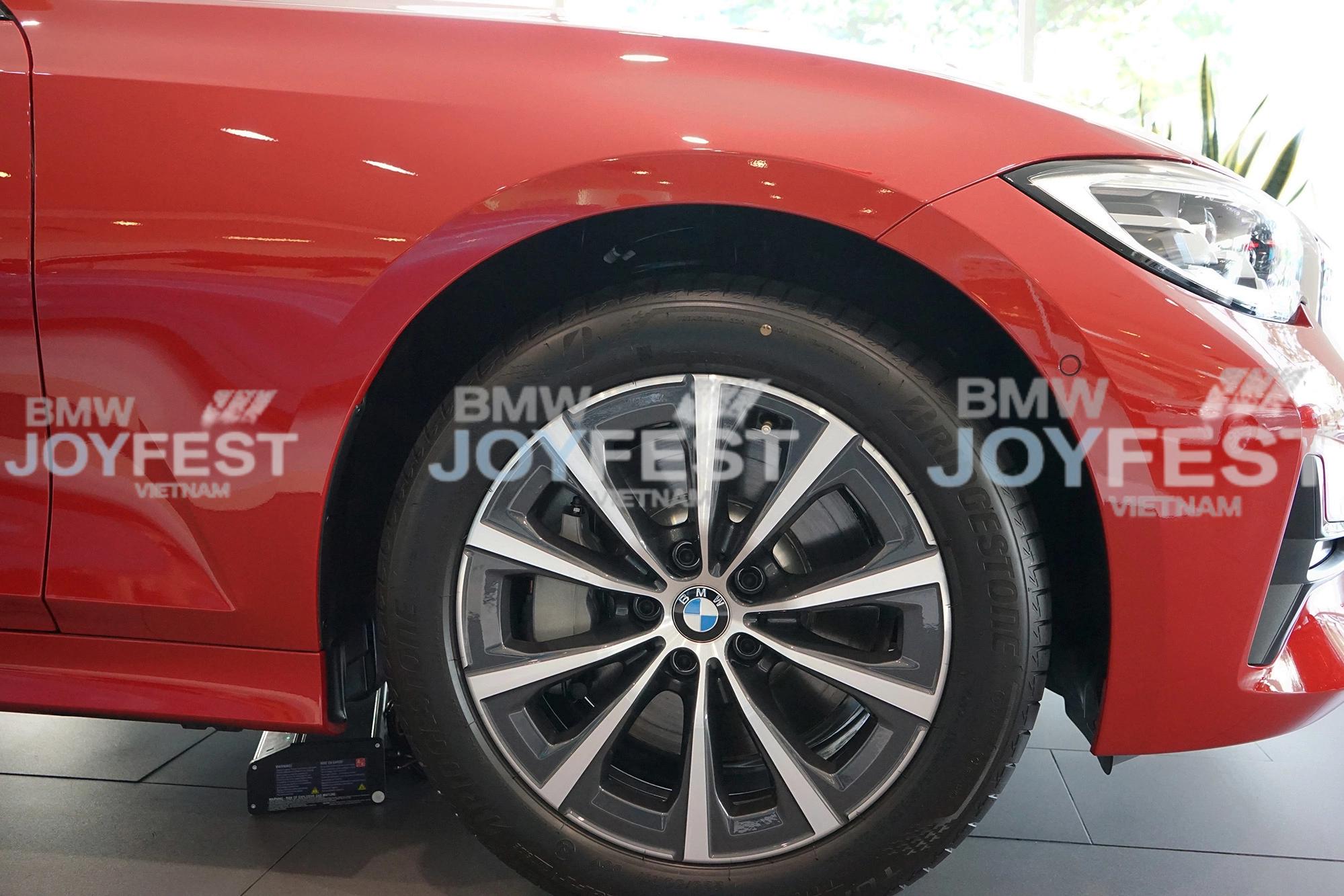 BMW Series 3 02/2026: “Ông Vua” Sedan Thể Thao & Chi Phí Nuôi Xe Thực Tế