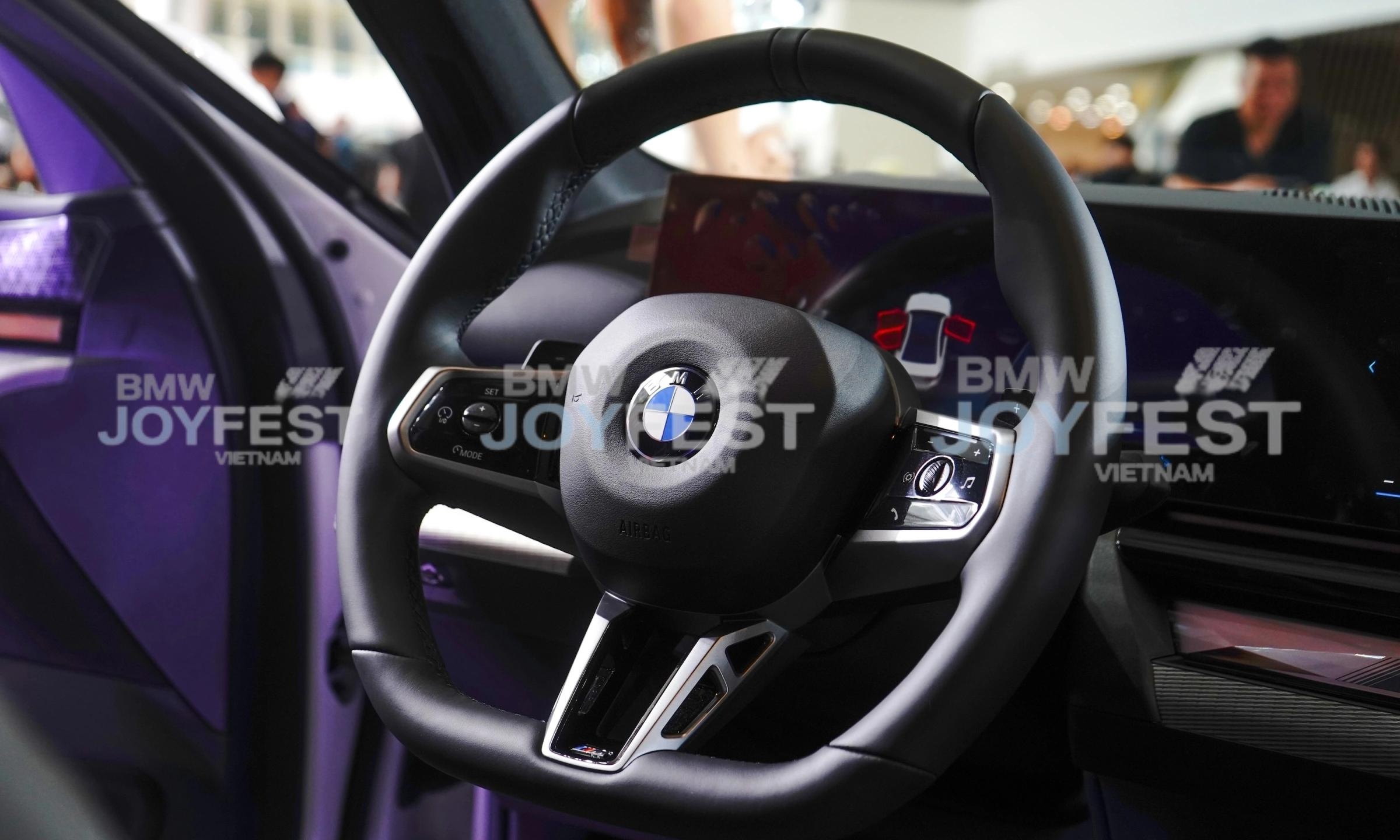 Đánh giá xe BMW 5 Series tháng 02/2026: Giá Lăn Bánh, Thông Số & Ưu Nhược Điểm