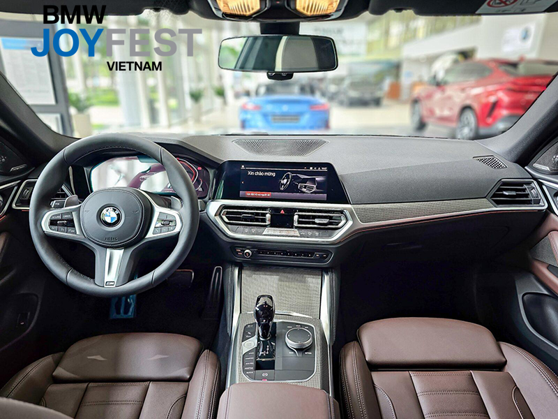 Khoang lái BMW 430i Gran Coupe
