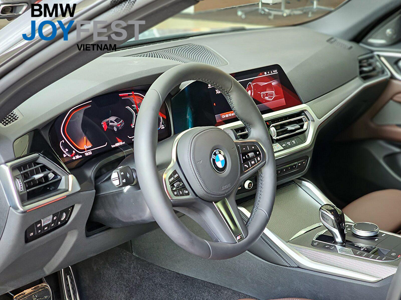Vô lăng và các màn hình BMW 430i Gran Coupe